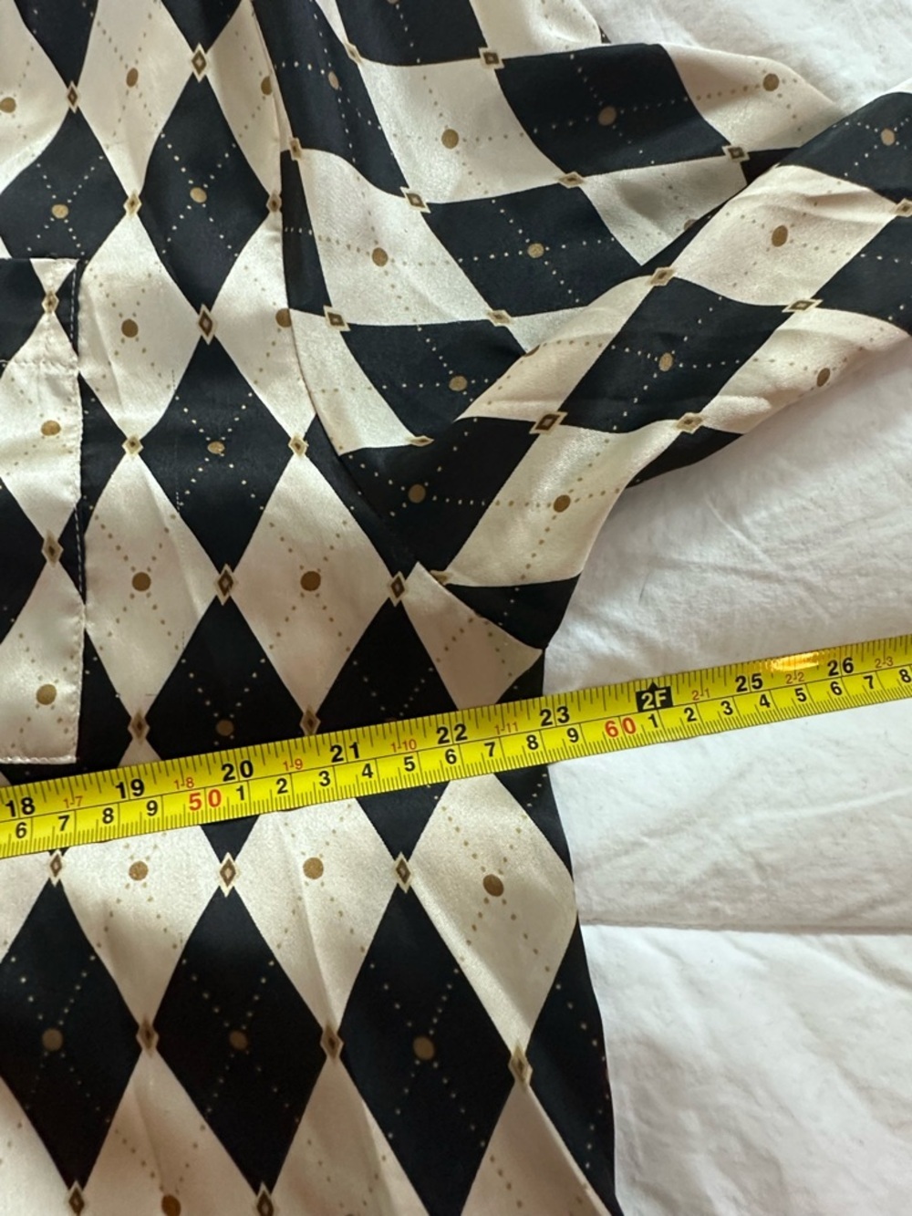 Victoria Secret Black and White Diamond Silky Night Shirt Sz M - Picture 4 of 6
